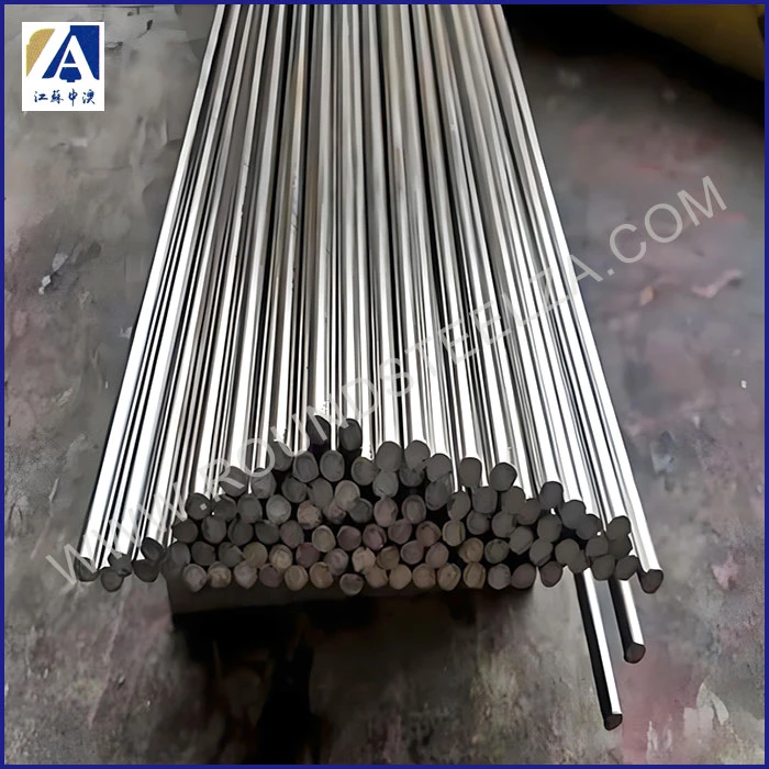 Slat cruach snasta ardleibhéil